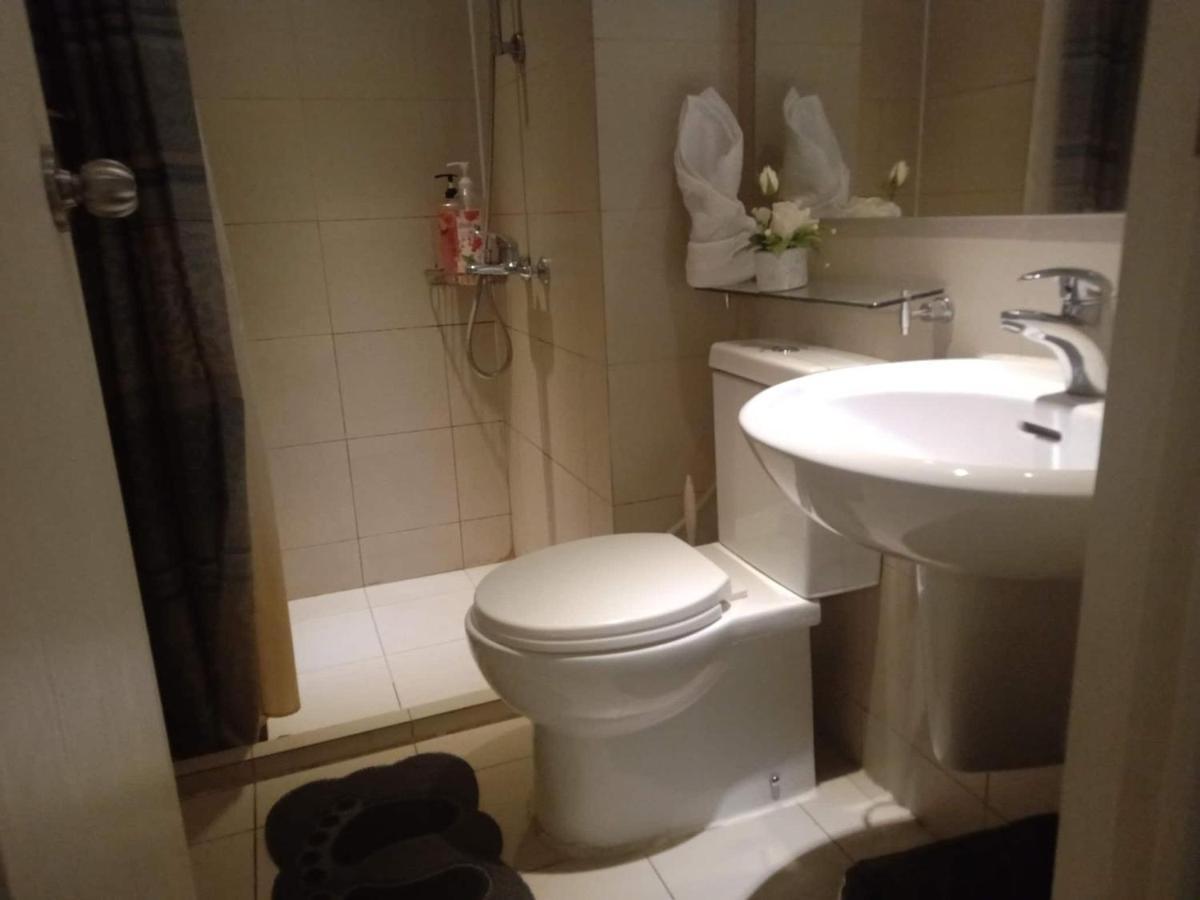 Azure Urban Residence A11 Near Airport And Sm Bicutan+ Free Wifi Paranaque City Dış mekan fotoğraf